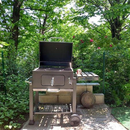 Casa Vacanze Tana Della Volpe Ispra Exterior foto